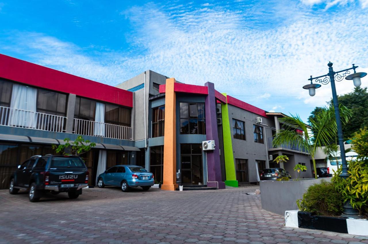 Nomads Court Chudleigh Hotel Lusaka Exterior photo